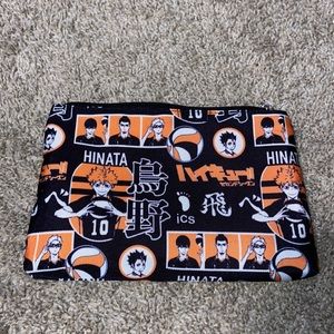 Haikuu travel bag/makeup bag